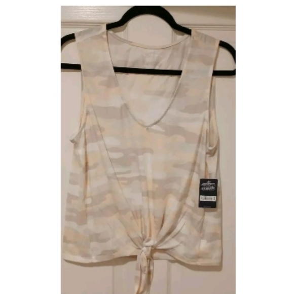 LUCKY BRAND BEIGE PLUSH PINK CAMOUFLAGE TIE FRONT - Picture 2 of 12